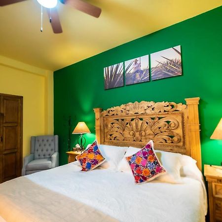 La Casona Chapala Hotel ภายนอก รูปภาพ