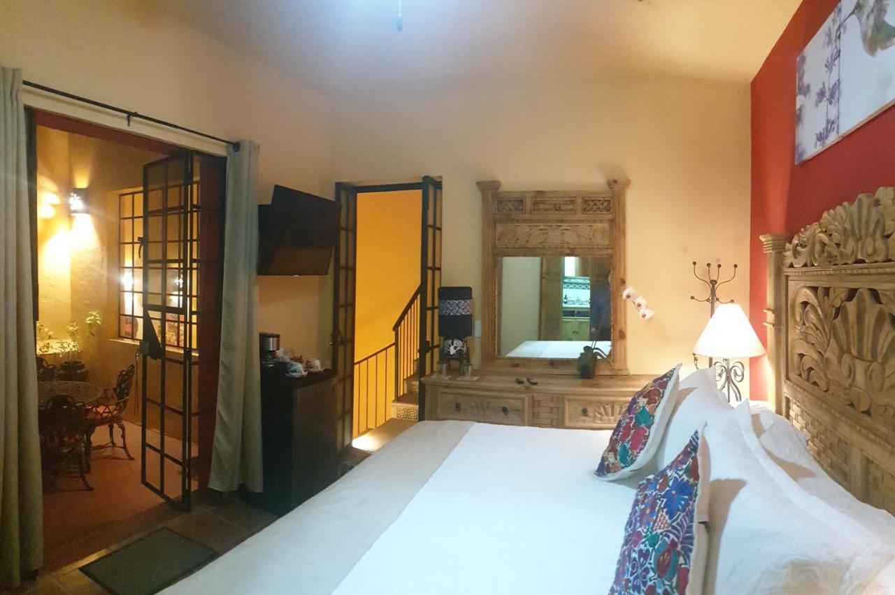 La Casona Chapala Hotel ภายนอก รูปภาพ