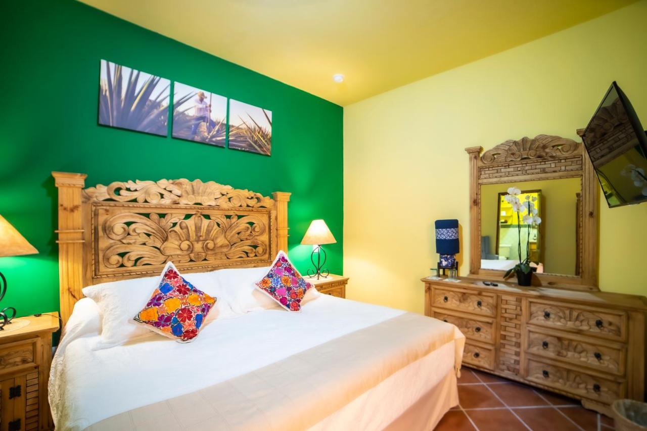 La Casona Chapala Hotel ภายนอก รูปภาพ